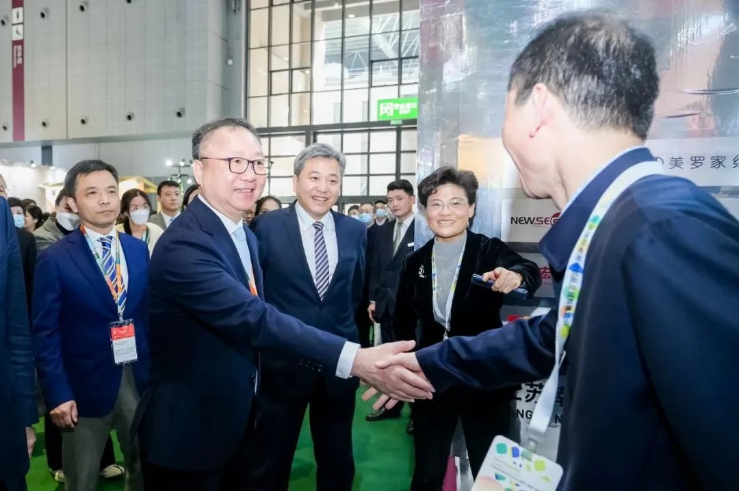 力為華夏添錦繡，織就神州好生活！2023中國紡聯春季聯展開幕式暨棉紡消費季活動啟動儀式舉行