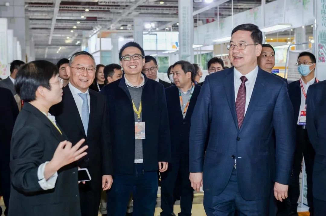 力為華夏添錦繡，織就神州好生活！2023中國紡聯春季聯展開幕式暨棉紡消費季活動啟動儀式舉行