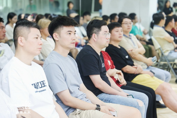 紡織數(shù)字化轉(zhuǎn)型如何做？產(chǎn)業(yè)鏈多維發(fā)力提升實效