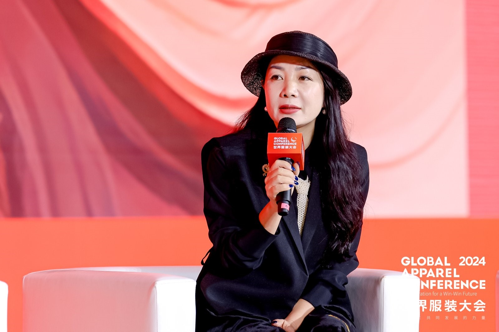 “融和”20個(gè)國家和地區(qū)服裝精英,2024世界服裝大會(huì)在東莞虎門開幕