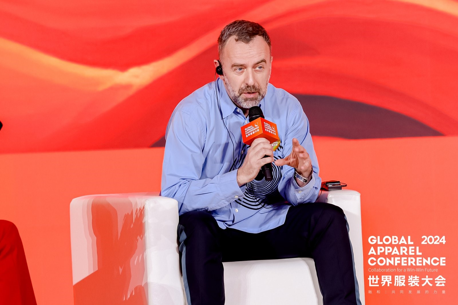 “融和”20個(gè)國家和地區(qū)服裝精英,2024世界服裝大會(huì)在東莞虎門開幕
