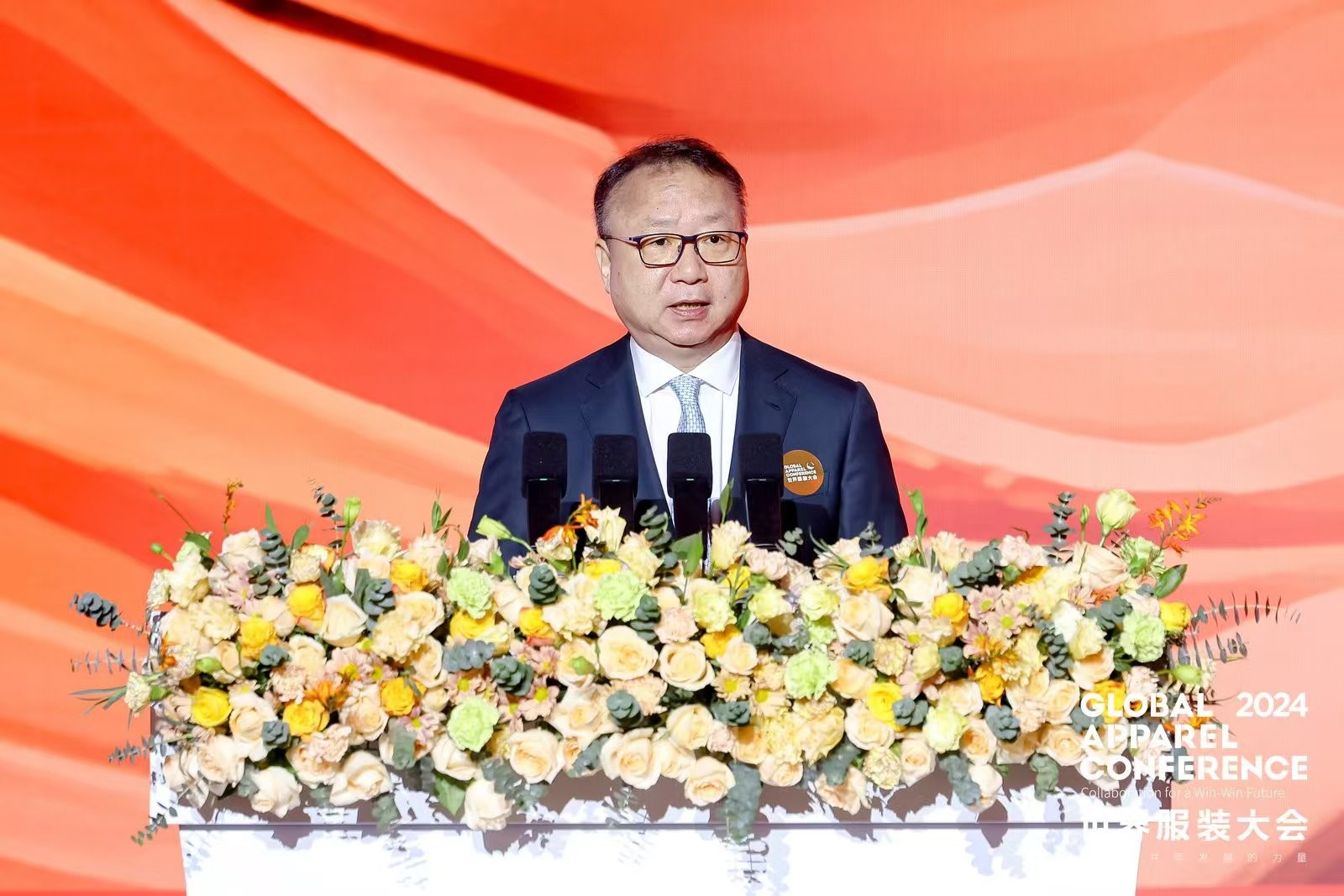 “融和”20個(gè)國家和地區(qū)服裝精英,2024世界服裝大會(huì)在東莞虎門開幕