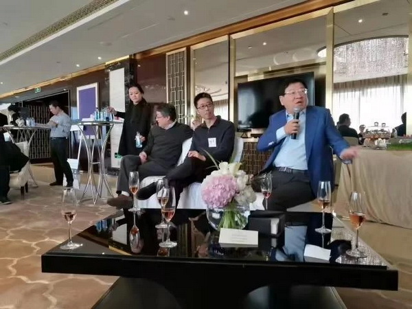28歲身價(jià)過(guò)億:清華男孩的AI電商百億銷(xiāo)售神話之路