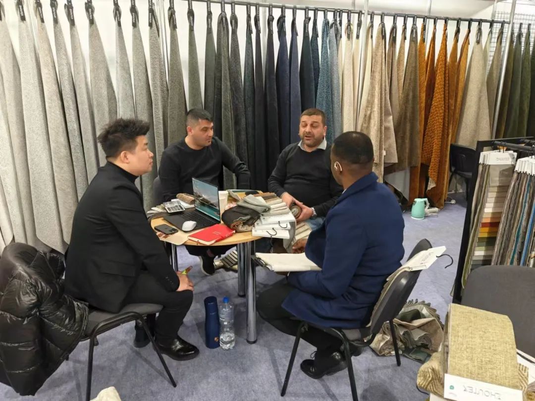 掘金Heimtextil2025:“海寧家紡”引領布藝集群潮流