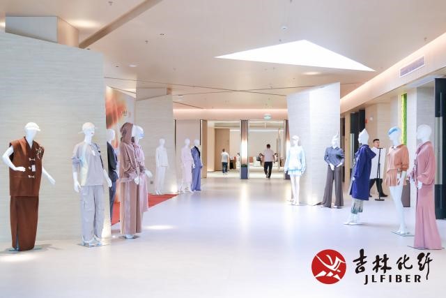 撬動舒適穿著新賽道，共探華絨&reg;產品開發新機遇