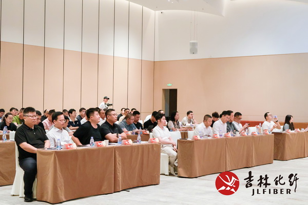 撬動舒適穿著新賽道，共探華絨&reg;產品開發新機遇